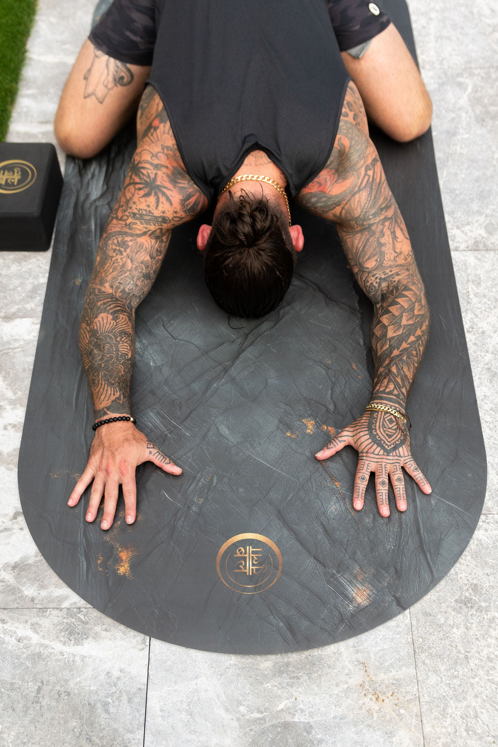 Premium yoga mat made from natural coconut PU, combining eco friendly design and sustainable quality.